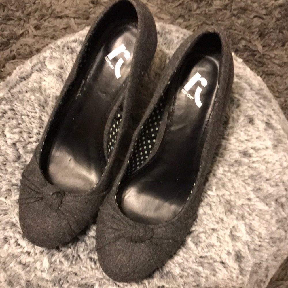 Gray wedges Size 8.5